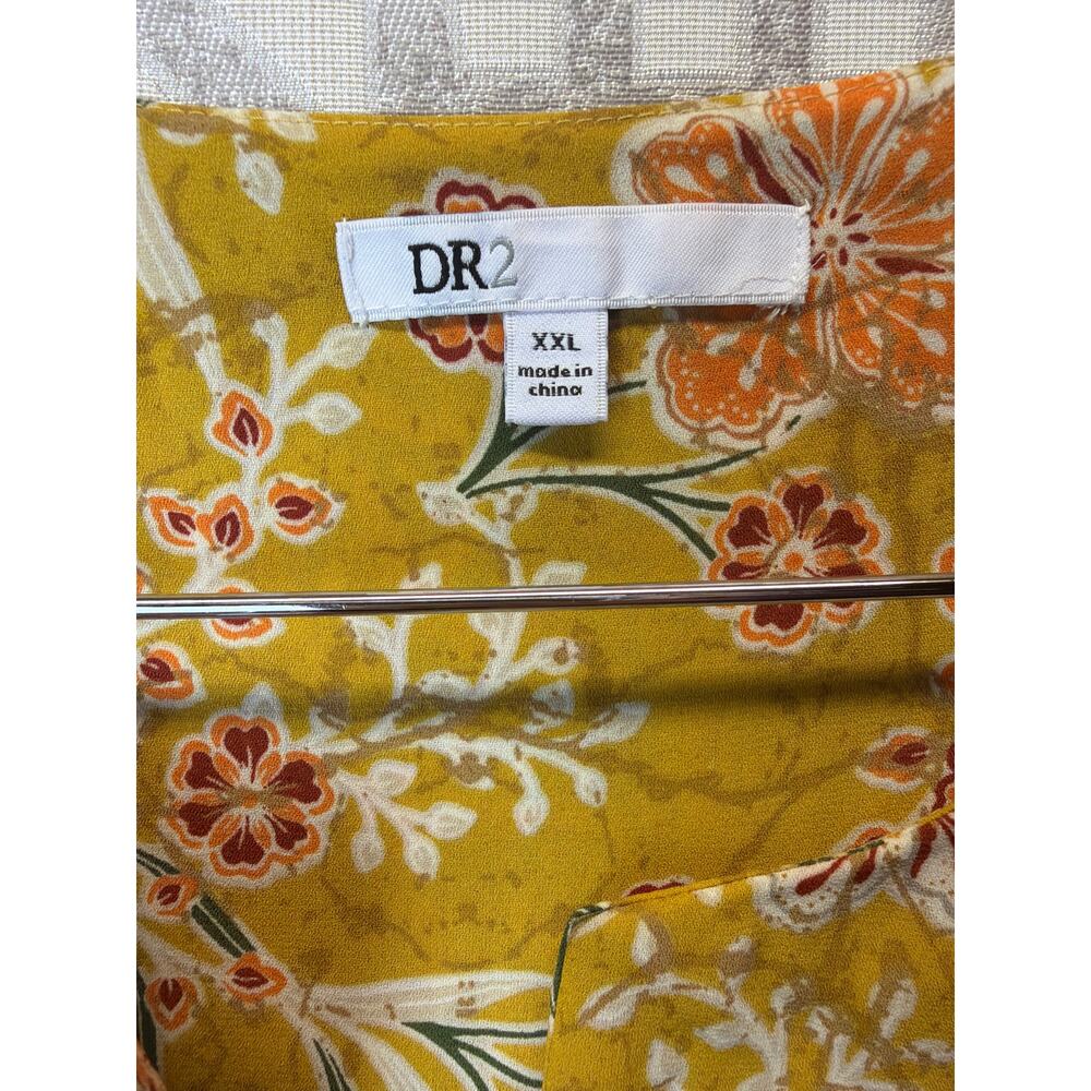 DR2 by Daniel Rainn Yellow Floral Split V-Neck Blouse, XXL - Picture 3 of 7